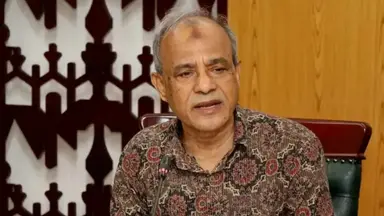 হরিয়ানা থেকে গরুটা হেঁটে হেঁটে আসে না, ভারতীয় চোরাকারবারিরা আনে: স্বরাষ্ট্র উপদেষ্টা 