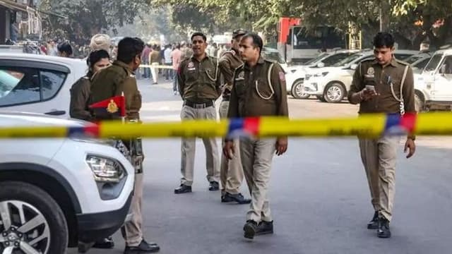 ইনস্টাগ্রামে বন্ধুত্ব, দিল্লিতে সংঘবদ্ধ ধর্ষণের শিকার ব্রিটিশ নাগরিক