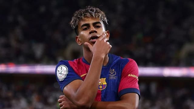 "রিয়াল মাদ্রিদ চুরি করে, আবার অভিযোগও তোলে": ক্লাসিকোর আগে বোমা ফাটালেন বার্সা তারকা ইয়ামাল